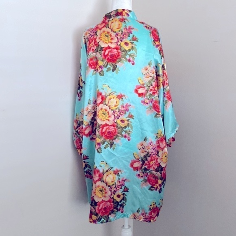 American cuteness satin floral mini robe - Picture 4 of 6